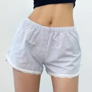 LACE SHORT
